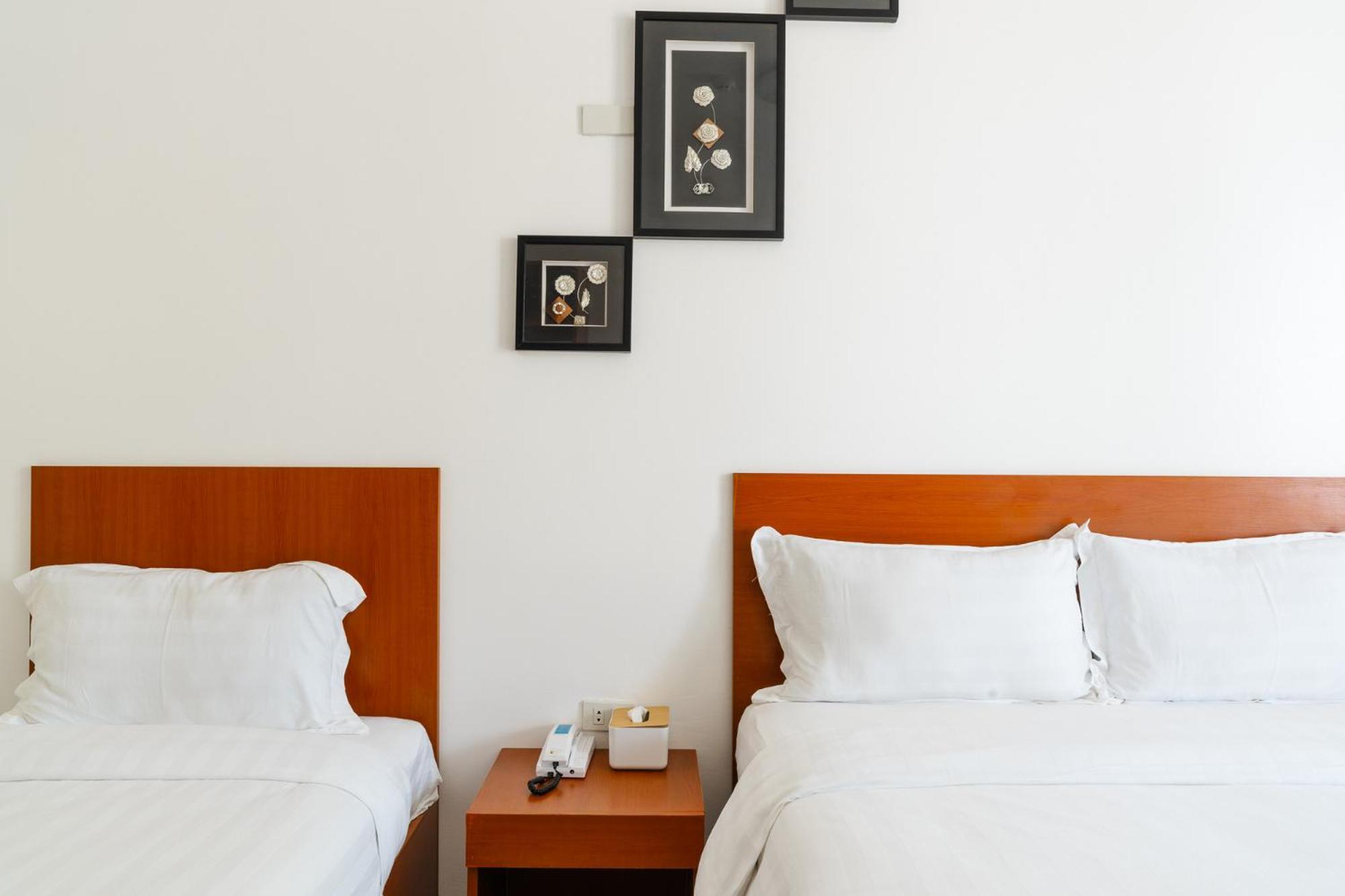Q Beach Resort Cabangan Bagian luar foto